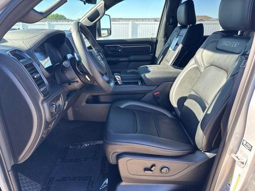 Silver Zynith 2026 RAM 1500 RHO