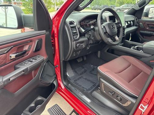 Molten Red Pearlcoat 2026 RAM 1500 Limited
