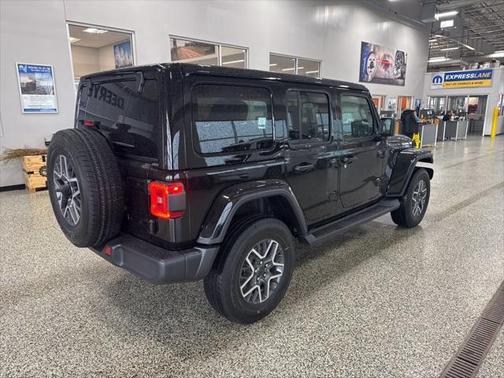 2025 Jeep Wrangler Sahara