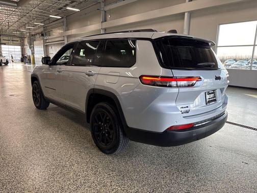 2024 Jeep Grand Cherokee L Altitude