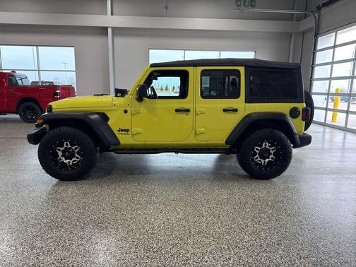 2022 Jeep Wrangler Unlimited Sport