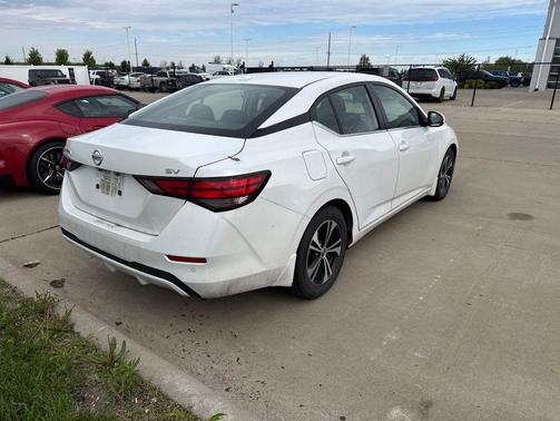 Aspen White TriCoat Pearl 2022 Nissan Sentra SV