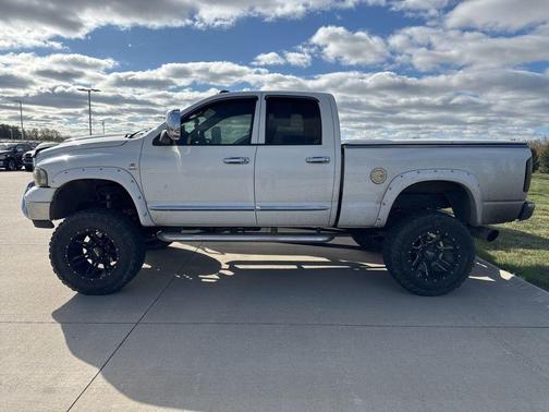 2005 Dodge Ram 2500 SLT Quad Cab
