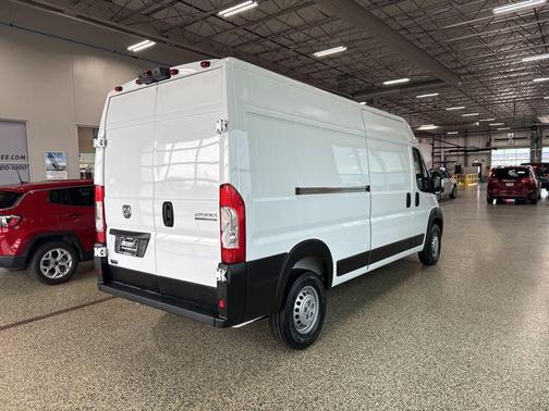 2025 RAM ProMaster 2500 Tradesman