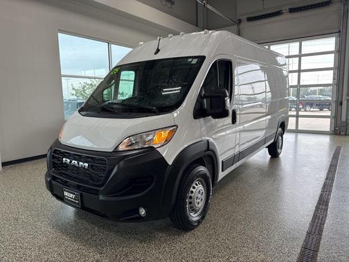 2025 RAM ProMaster 2500 Tradesman