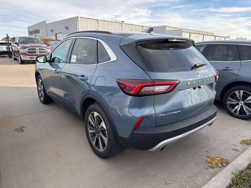 2025 Ford Escape Platinum