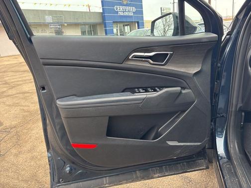Vesta Blue 2023 Kia Sportage Plug-In Hybrid X-Line