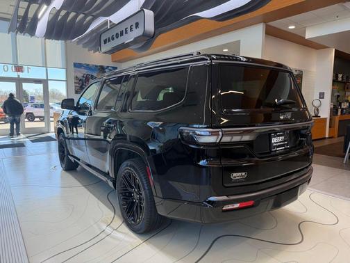 High Gloss Black 2026 Jeep Grand Wagoneer Limited