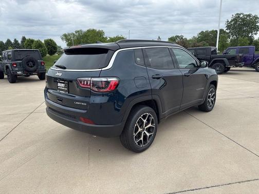 Fathom Blue Pearl Coat 2026 Jeep Compass Limited