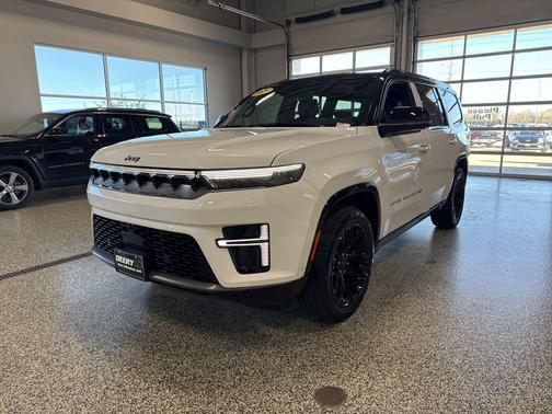 Bright White Clearcoat 2026 Jeep Grand Wagoneer Limited Reserve