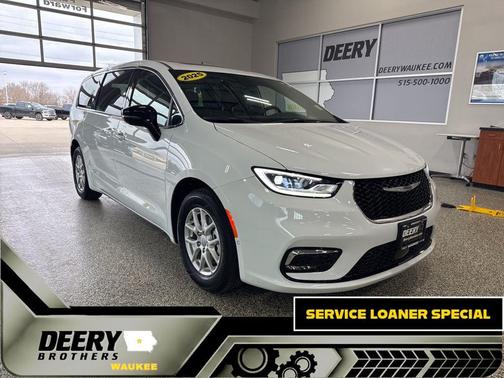 2025 Chrysler Pacifica L