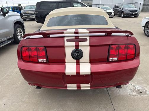 Red 2008 Ford Mustang GT Deluxe