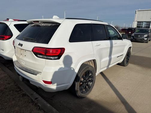 2021 Jeep Grand Cherokee Laredo