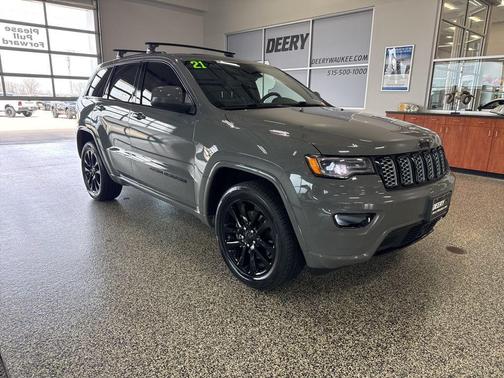 2021 Jeep Grand Cherokee Laredo