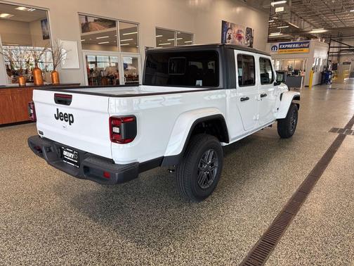 2025 Jeep Gladiator Sport S