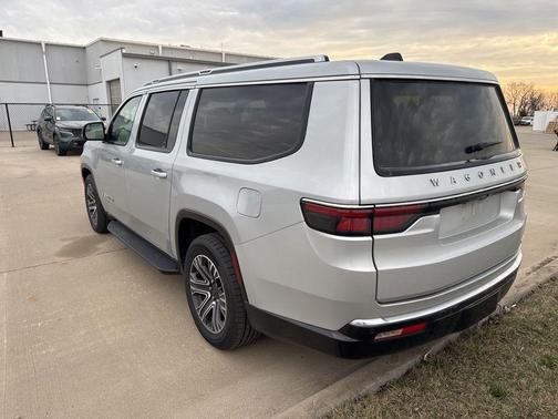 Silver Zynith 2024 Jeep Wagoneer L Series II