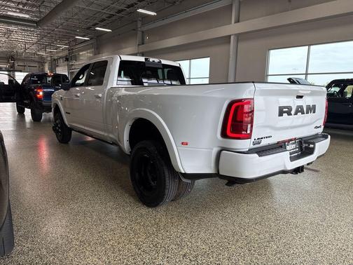2025 RAM 3500 Limited