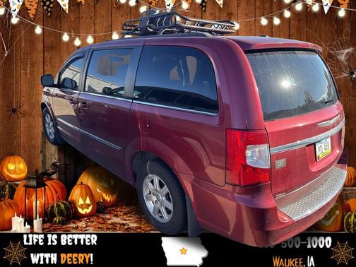 2012 Chrysler Town & Country Touring