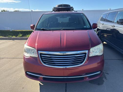 2012 Chrysler Town & Country Touring