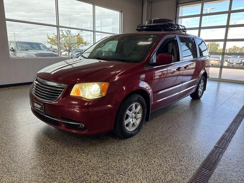 2012 Chrysler Town & Country Touring