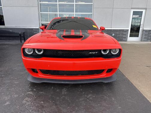 2016 Dodge Challenger SRT Hellcat