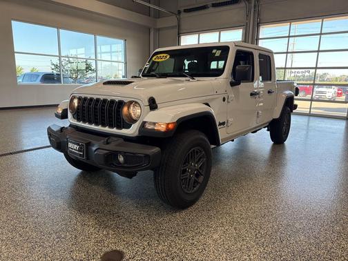 2025 Jeep Gladiator Sport S