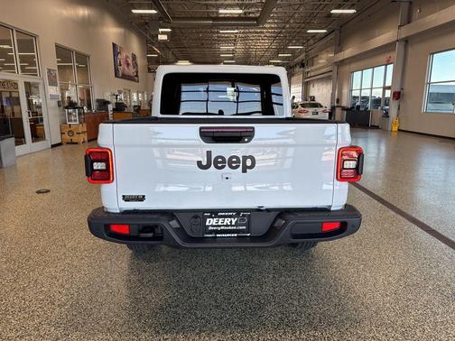2025 Jeep Gladiator Sport S