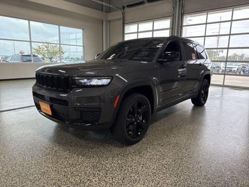 2023 Jeep Grand Cherokee L Altitude