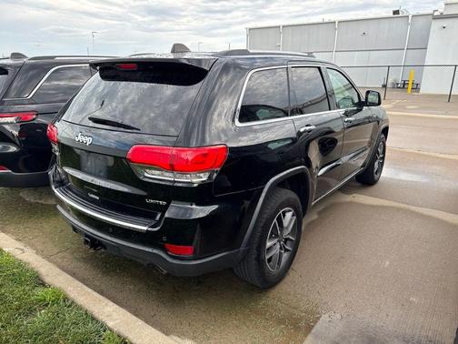 Diamond Black Crystal Pearlcoat 2019 Jeep Grand Cherokee Limited