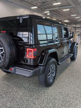 2025 Jeep Wrangler Sahara