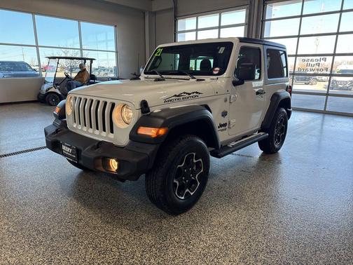 2021 Jeep Wrangler Sport S