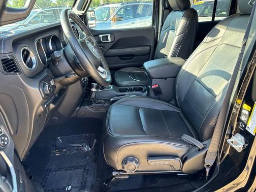Black Clearcoat 2023 Jeep Wrangler 4xe Sahara
