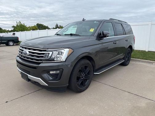 Magnetic 2021 Ford Expedition XLT