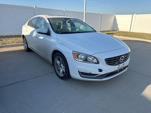 Ice White 2015 Volvo S60 T5 Premier