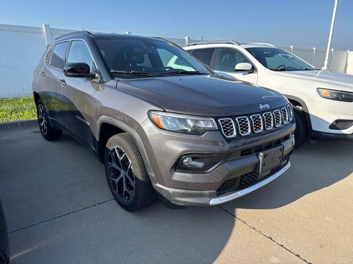 Baltic Gray Metallic Clearcoat 2024 Jeep Compass Limited