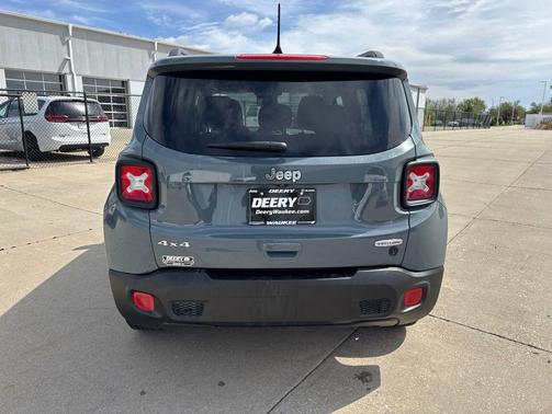 Anvil 2018 Jeep Renegade Latitude