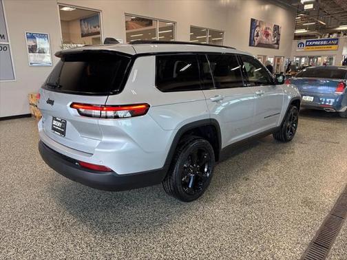 2025 Jeep Grand Cherokee L Altitude