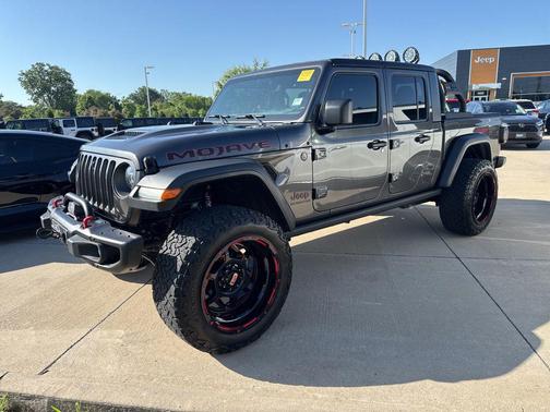 Granite Crystal Metallic Clearcoat 2021 Jeep Gladiator Mojave