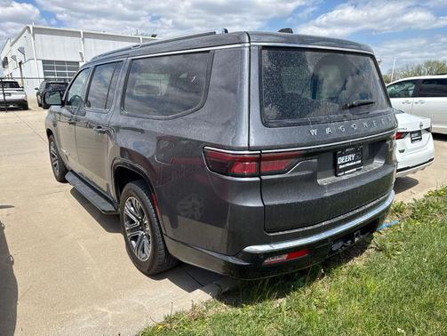 Baltic Gray Metallic Clearcoat 2024 Jeep Wagoneer L Series II
