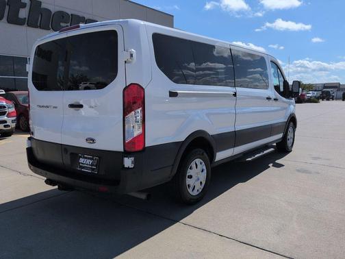 2022 Ford Transit-350 XLT