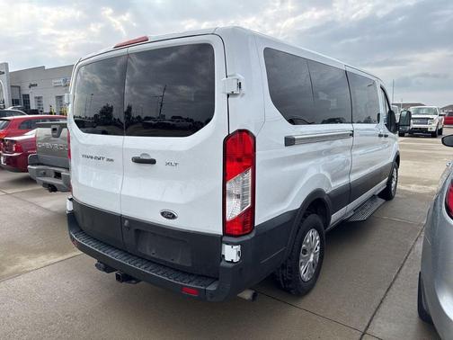 2022 Ford Transit-350 XLT