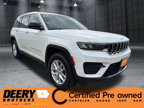2023 Jeep Grand Cherokee Laredo