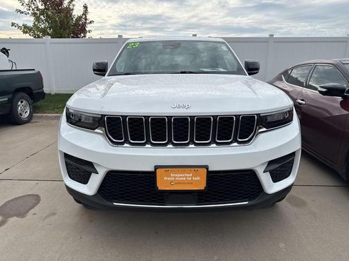 2023 Jeep Grand Cherokee Laredo