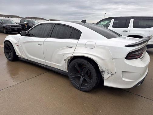 White Knuckle Clearcoat 2019 Dodge Charger R/T Scat Pack