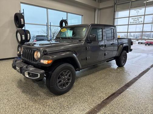 2025 Jeep Gladiator Sport S