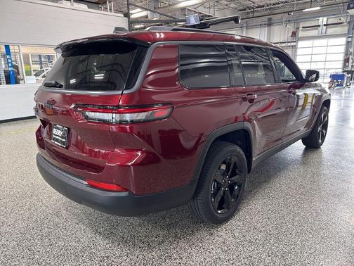 Velvet Red Pearlcoat 2026 Jeep Grand Cherokee L Limited