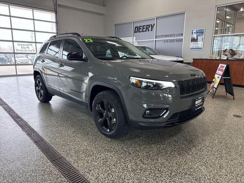 2023 Jeep Cherokee Altitude