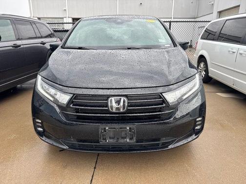Crystal Black Pearl 2023 Honda Odyssey Sport