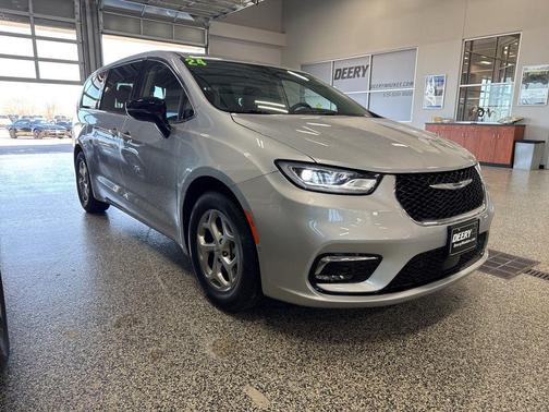 2024 Chrysler Pacifica Limited