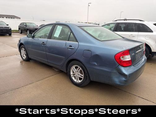 2004 Toyota Camry LE